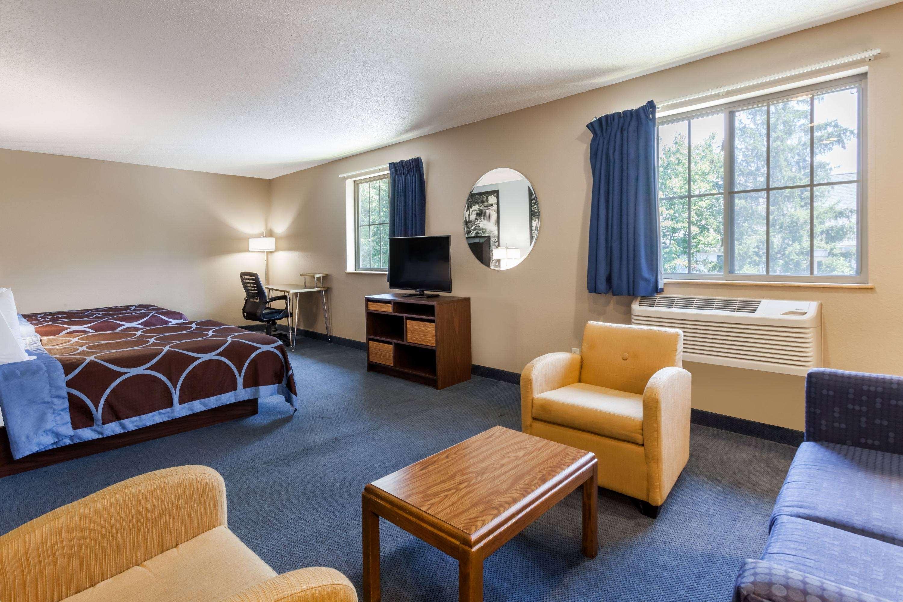 Hotel Super 8 By Wyndham East Stroudsburg - Poconos Exterior foto