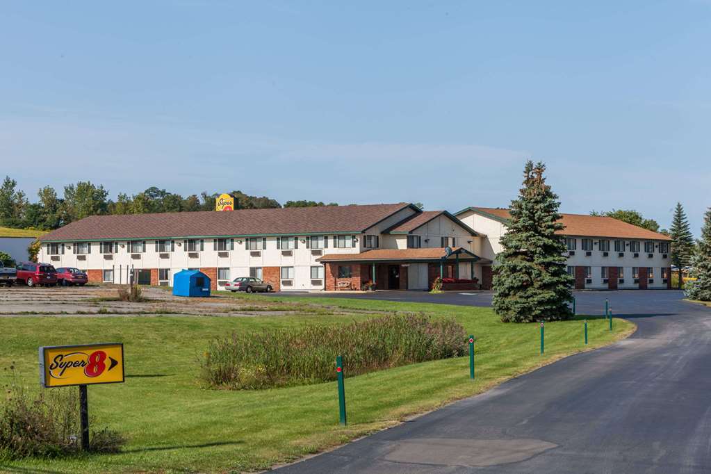 Hotel Super 8 By Wyndham East Stroudsburg - Poconos Exterior foto