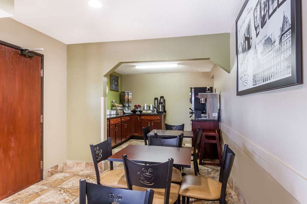 Hotel Super 8 By Wyndham East Stroudsburg - Poconos Facilidades foto