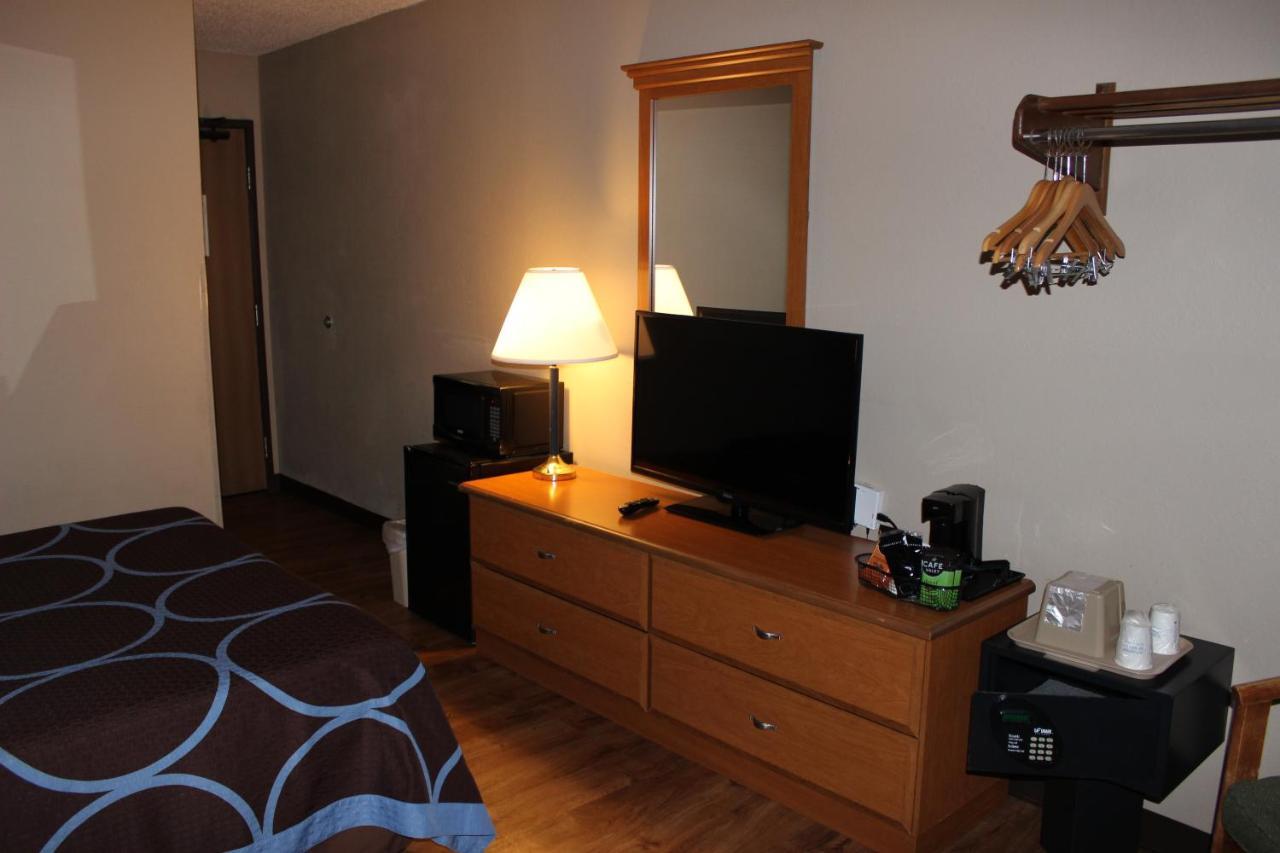 Hotel Super 8 By Wyndham East Stroudsburg - Poconos Exterior foto