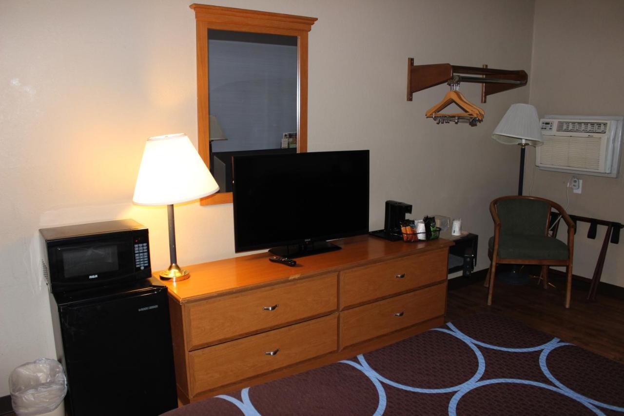 Hotel Super 8 By Wyndham East Stroudsburg - Poconos Exterior foto